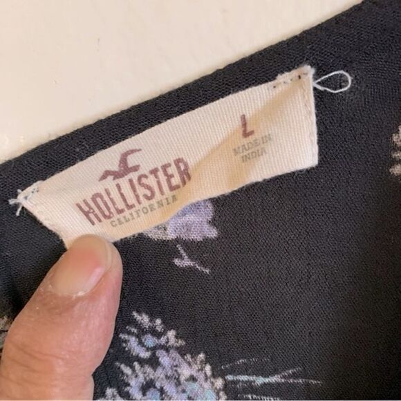 Hollister Romper Shorts Criss Cross Front Bell Sleeves Button Back Sz Large - Picture 5 of 6